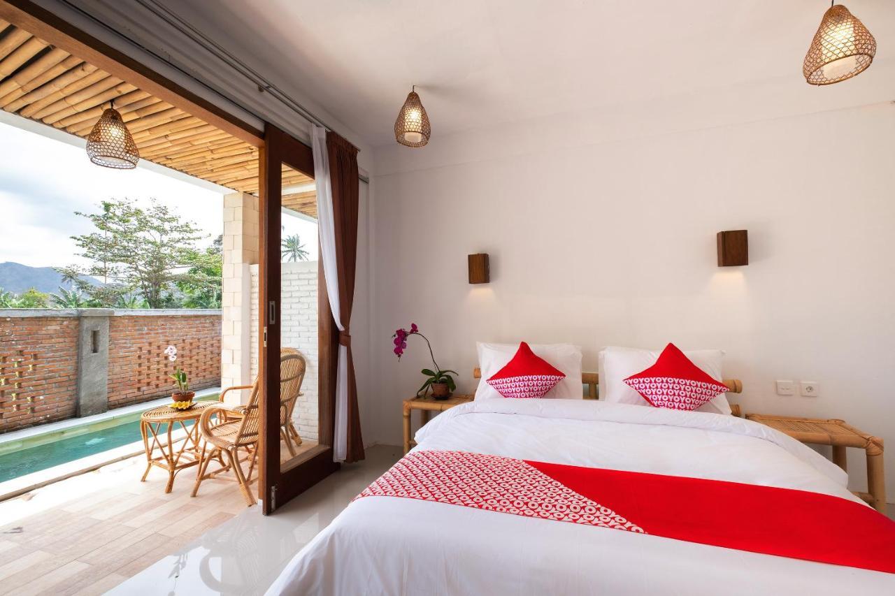 Oyo 1493 Surya Villa Селонг-Беланак Экстерьер фото